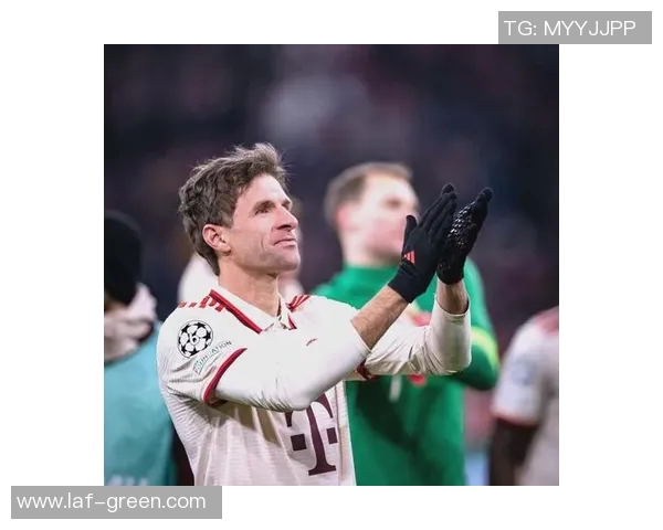 9号大嘴巴足球明星的传奇故事与场上风云变幻的精彩瞬间